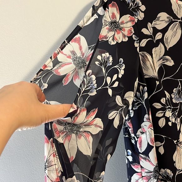 Vince Camuto Dress - Picture 7 of 10